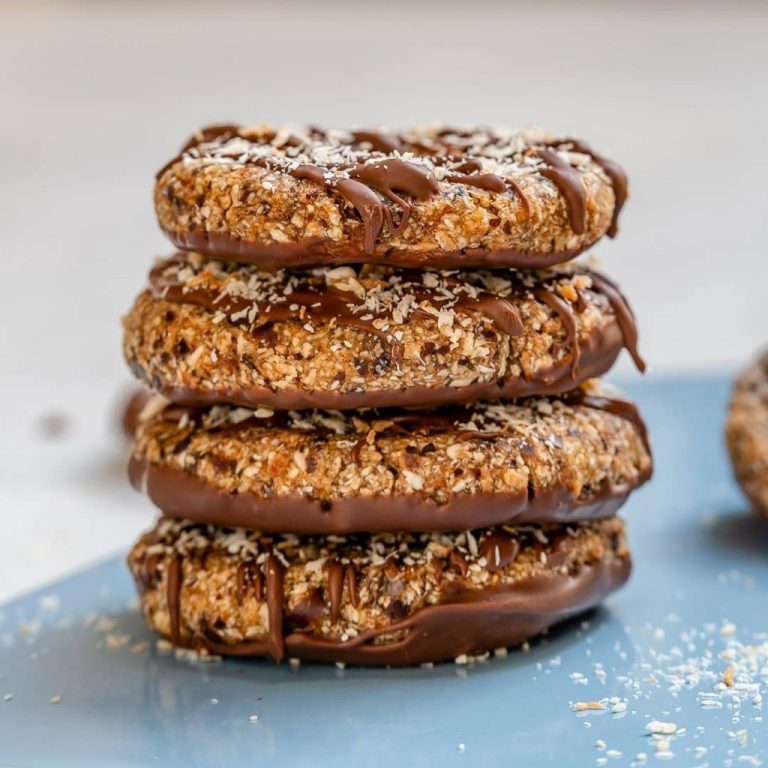 How To Make Copycat Girl Scout Samoas