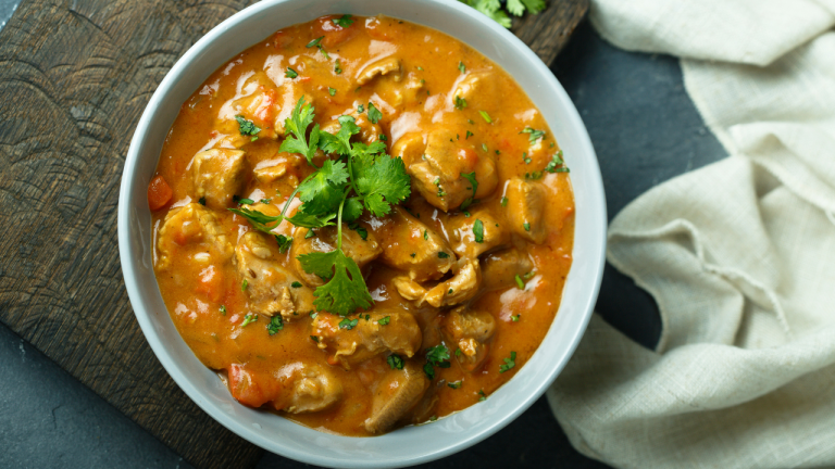 How to make keto chicken curry